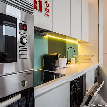 Appartement Akicity Campolide Light